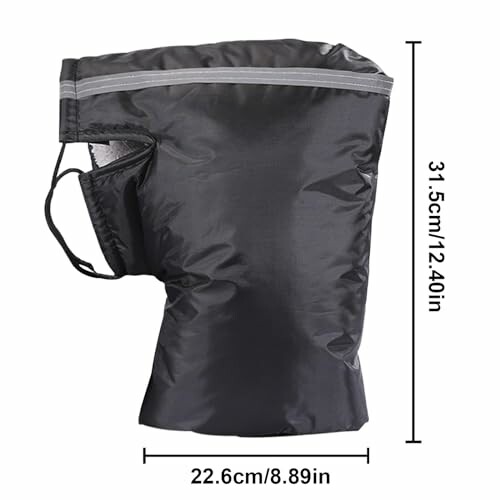 Manopla impermeable para manillar de bicicleta en color negro con dimensiones.